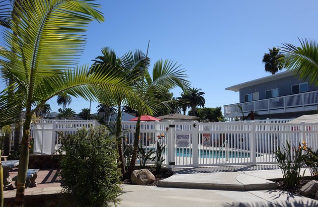 Outstanding Location - Beach and Village E