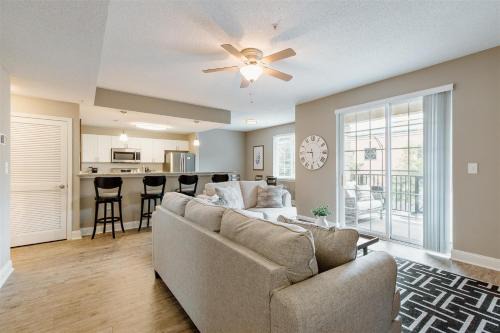 Overlook Downtown GVL!