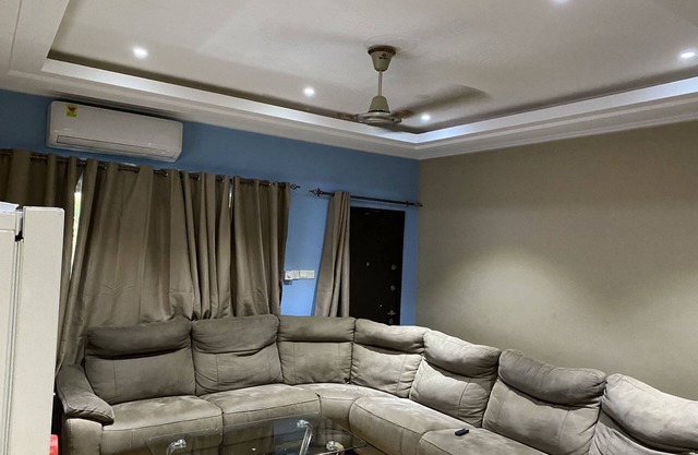 Oyibi New Furnished House - Charming 3 Bedroom