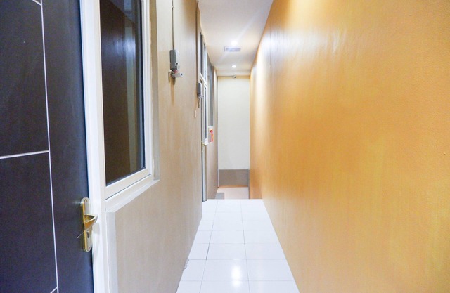 OYO 1217 Candi Residence