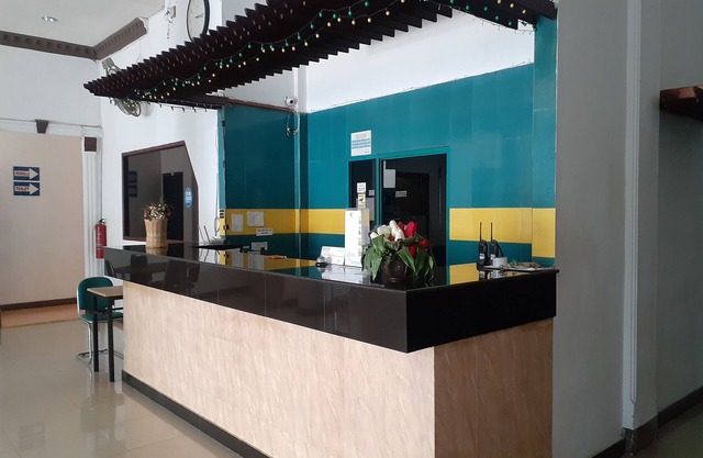 OYO 3184 Grand Blang AsanNearStadion Kuta Asan