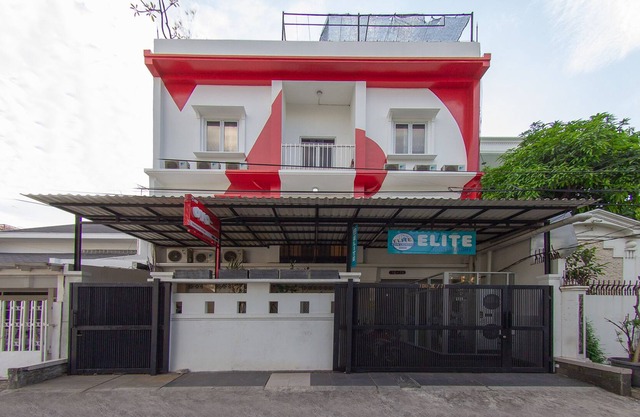 OYO 657 Elite Residence Central Park Mall By TOS