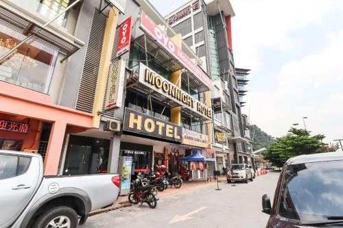 OYO 89381 Moonnight Hotel