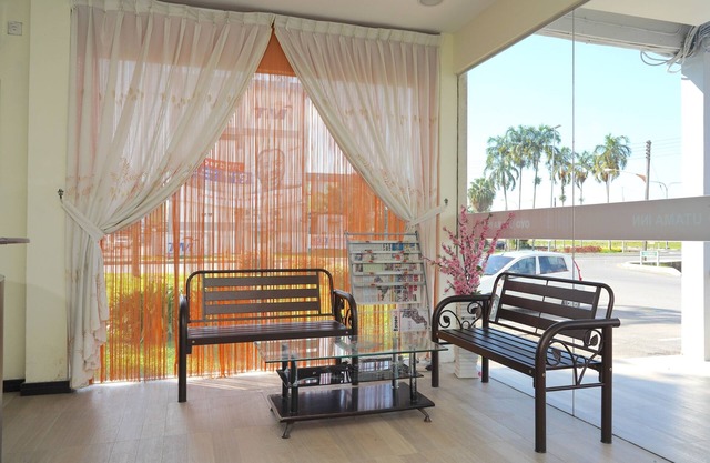 OYO 89544 Utama Inn