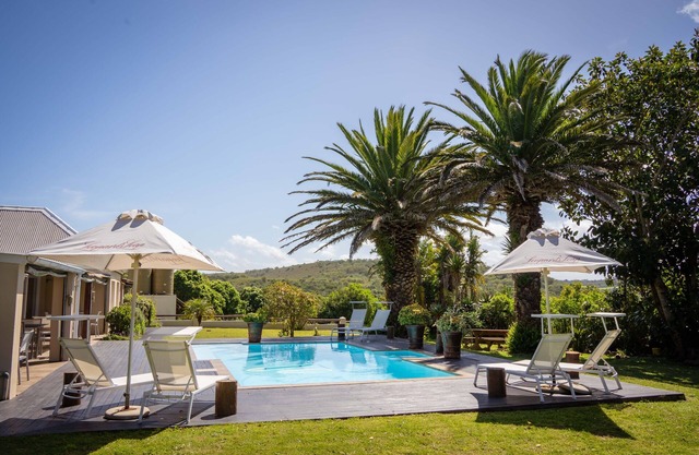 Oyster Bay Lodge