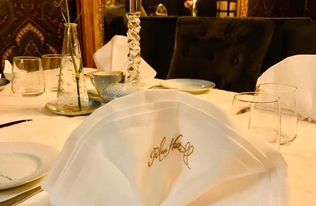 Palace Hotell