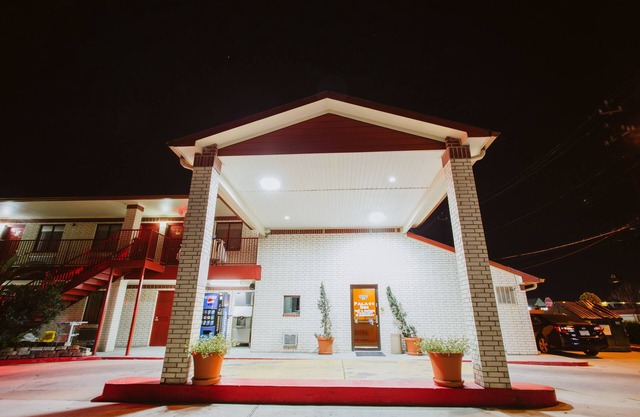 Palace Inn Wayside