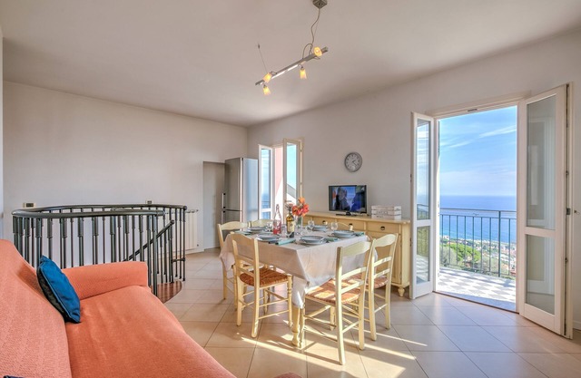 Palms Villa - Sea View, Sanremo, Italy