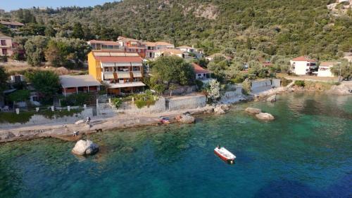 Panorama, Eptanisa Apt-Hotel