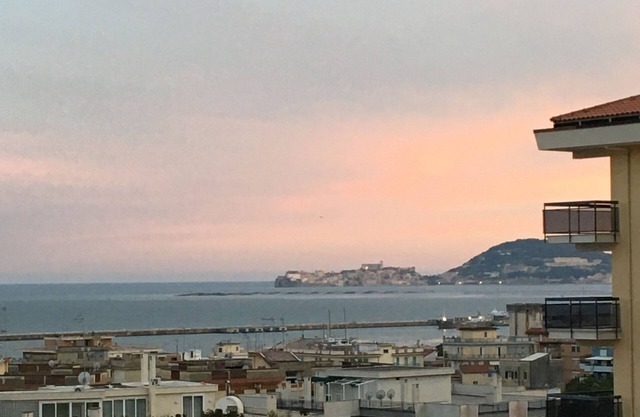 Panoramic apartment with Gaeta view