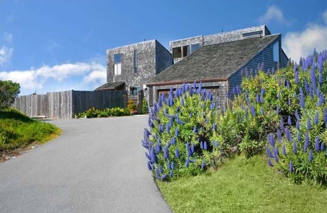 Panoramic Ocean Views in Sereno Del Mar - Pet Friendly!