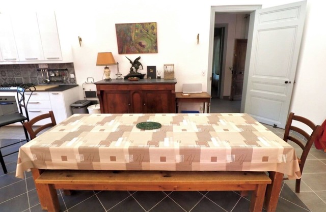 Papic House