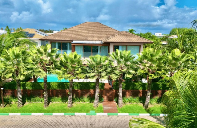 Paraíso Mansion Luxury, Comfort and Exclusivity 300 meters from the Beach in Guarajuba