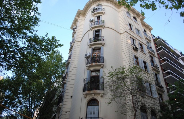 Paris in Buenos Aires: Boutique 2 Bedroom Apartment in the Heart of Recoleta
