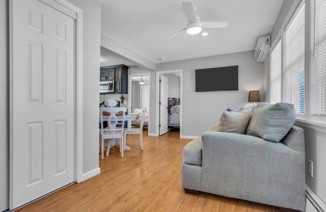 Parking - Walk 2 Beach - Linens+Towels - Washer/Dryer