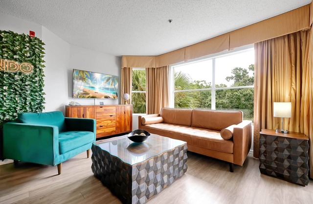 Parkside on I-Drive - Stay near ALL theme parks