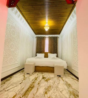 Parvina Hotel str Xoja porso 2