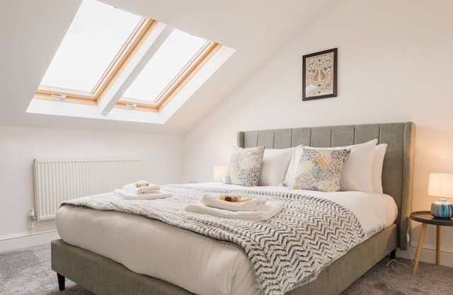 Pass the Keys | Spacious 5 BR great base for Liverpool Chester