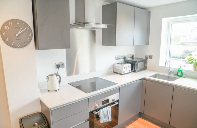 Pass the Keys | Stylish Modern 2-Bed Apartment