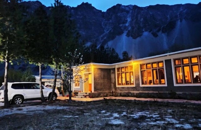 Passu Tourist Lodge