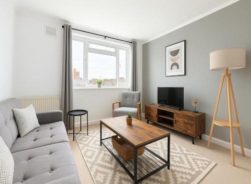 Peaceful 2 Bed Flat in Chiswick