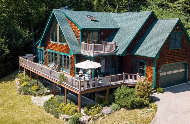 Peaceful Chalet in the White Mountain Forest | Sleeps 15!