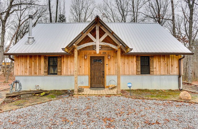 Peaceful Hiker's Hideaway w/Deck on 1 Acre!