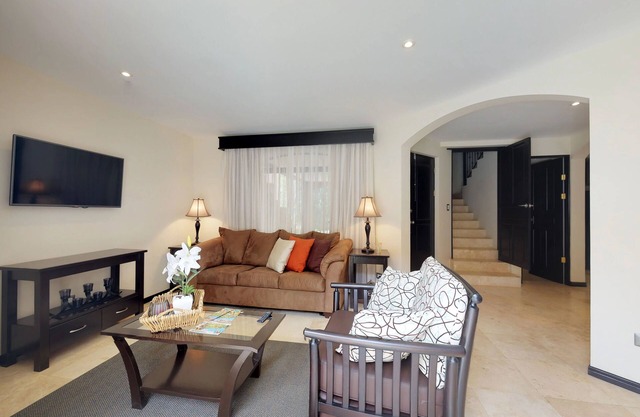 Peaceful Pair of Condos with Pool - Near Town & Beach