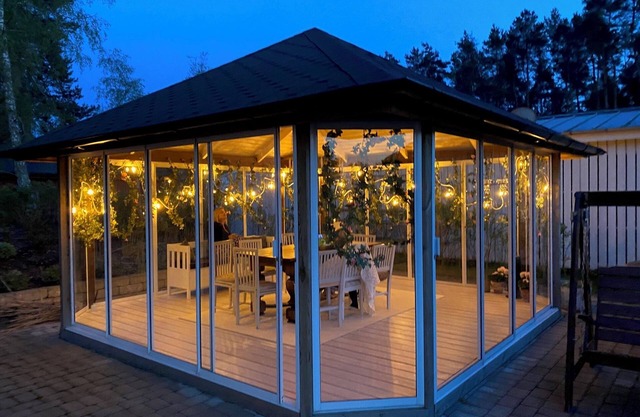 Peaceful Villa with Beach Access, Jacuzzi, Sauna, Outdoor Kitchen & Conservatory