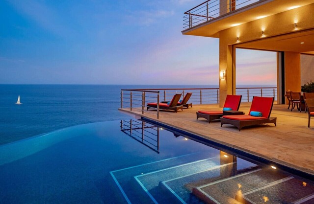 Pedregal Villa Bellissima Infinity Pool and Cinema