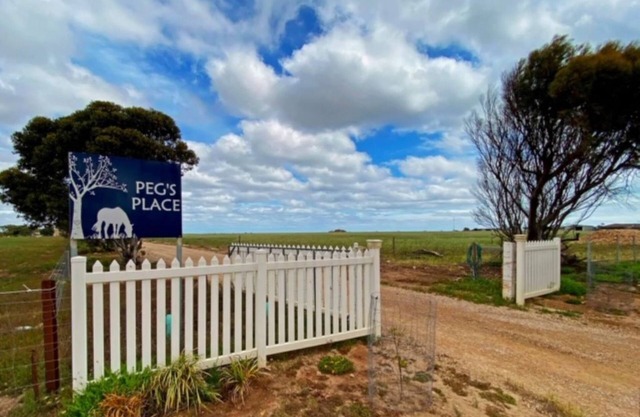 Peg's Place Farm Stay - 佩格斯广场欢迎游客