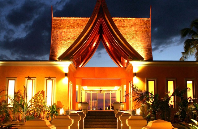 Peninsula Beach Resort