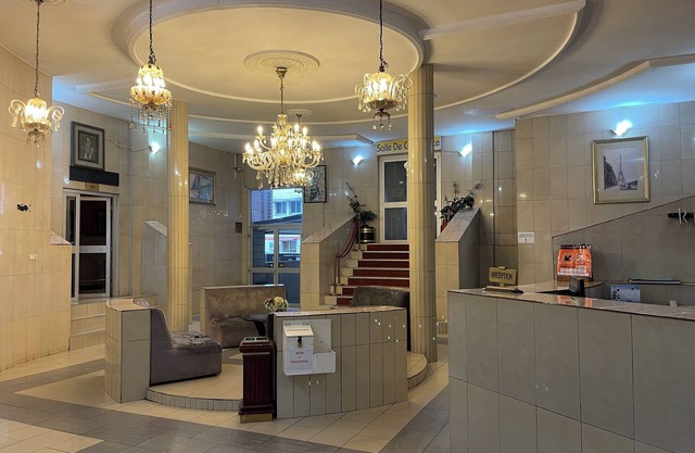 Peninsula Hotel Bonamoussadi Douala