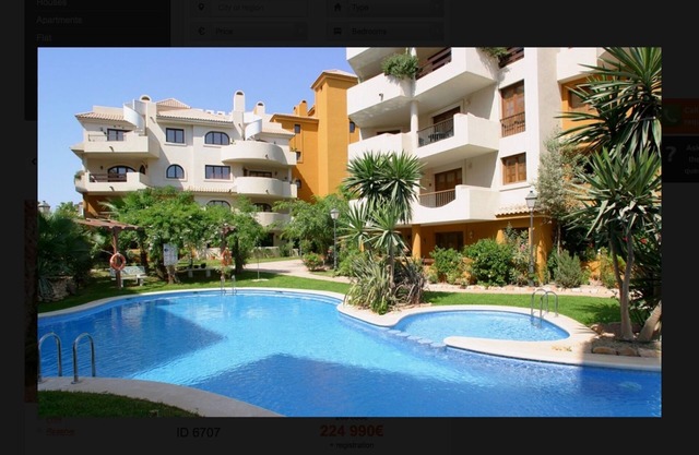 Penthouse Apartment near the beach with two double bedrooms