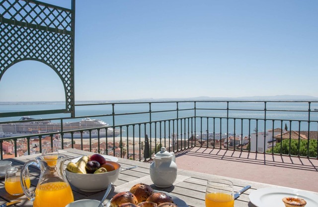 Penthouse Terrace 360º Lisbon View by LovelyStay