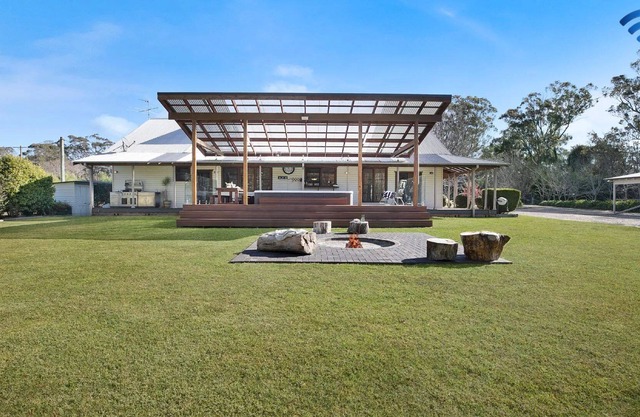Peppertree Lodge –Ultimate family retreat with a swim spa