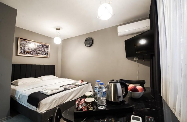 PERA WALL HOTEL&SUİTES