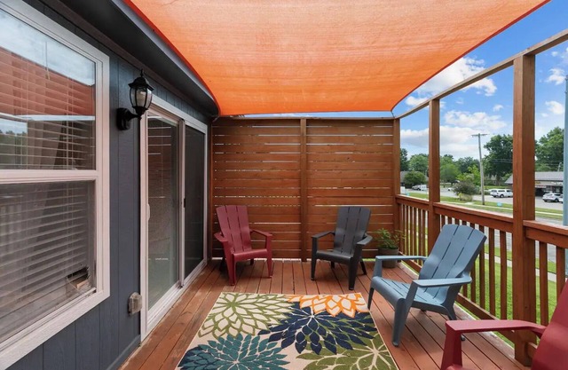 Perfect 3 BR Home in North KC near the Airport!
