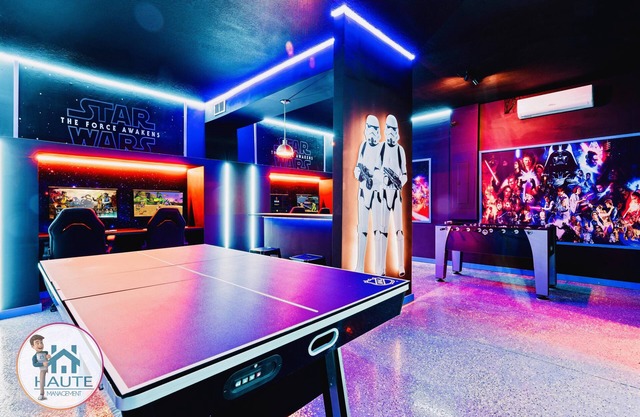 Perfect 7BD/5.5BH House GameRoom 8mi/Disney!
