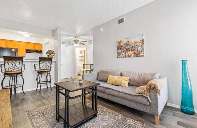 PERFECT FOR LONG STAYS! CENTRAL DFW