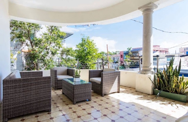 Perfect for small group or family close to everything apt 3