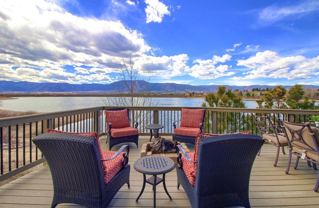Perfect Lake and Mountain Views! Last minute special pricing for September!