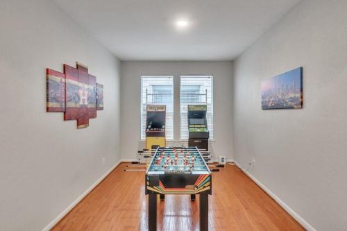 Perfect location, Quiet, Concerts, Hospitals, Sports
