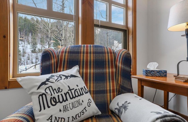 Perfect Ski or Bike in-out Hot Tub Pool