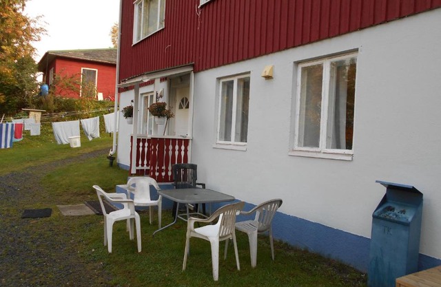 Perniön majoitus alakerta