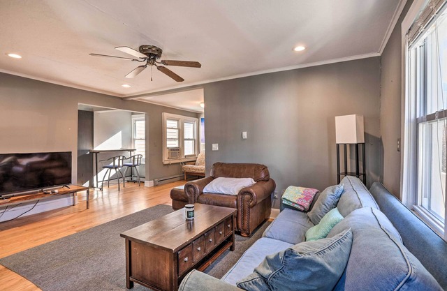 Pet-Friendly Belmar Cottage < 1 Mi to Beach!
