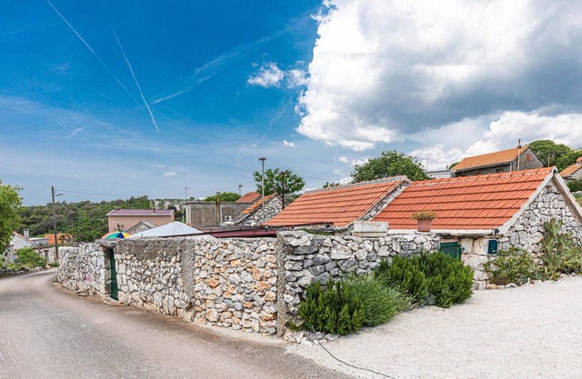Pet friendly home in Blizna Donja
