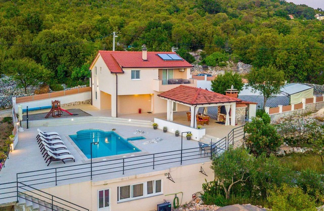 Pet friendly home in Nova Sela