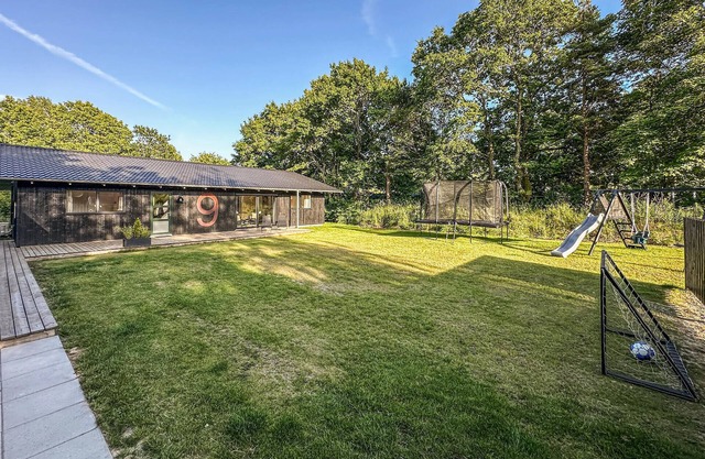 Pet friendly home in Oksbøl with sauna