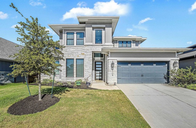 Pet-Friendly Home - Stunning w/Outdoor Kitchen